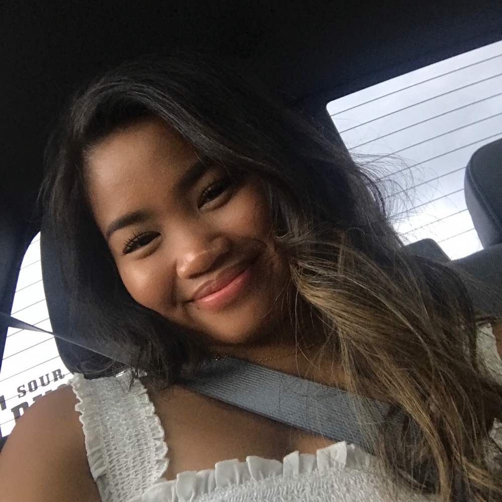 Meet your Posher, Lauren